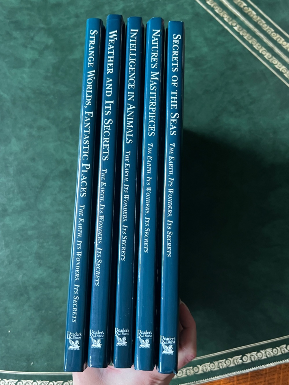 Hardcover Books The Earth, Its Wonders, Its Secrets
